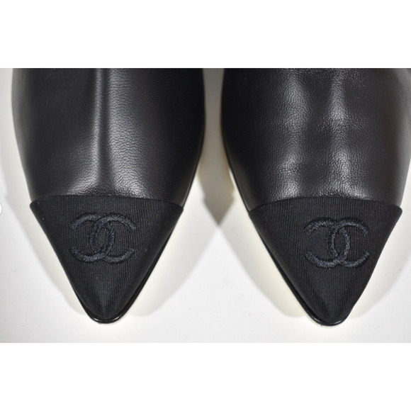 Chanel 21C Black Stretch Lambskin CC Pointed Toe Zipper Ankle Short Boots 40 - Picture 5 of 10
